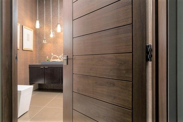 Belize - Interior Modern Walnut Solid Wood Door