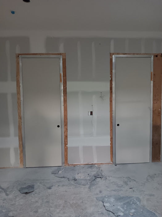 Invisio - Modern Solid Hidden Door Including Heavy Duty 3D Concealed Hinges and Hidden Aluminum Frame